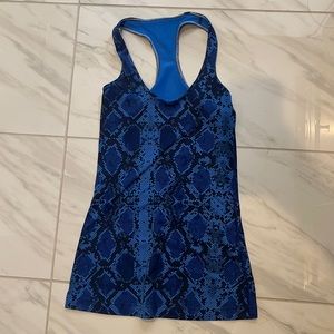 Lululemon tank top